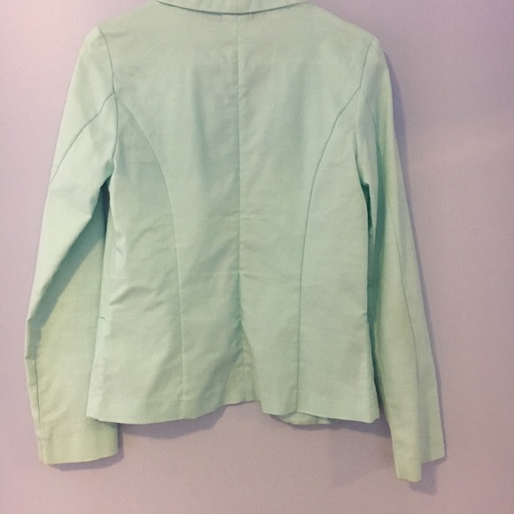 Blazer - Picture 2 of 2